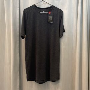 NWT - Under Armour - Tee Shirt - Slate Color - Black Seams (Size L)